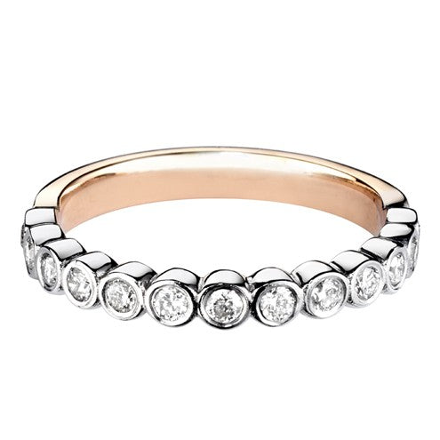 Stunning Decorative Ring - Hamilton & Lewis Jewellery